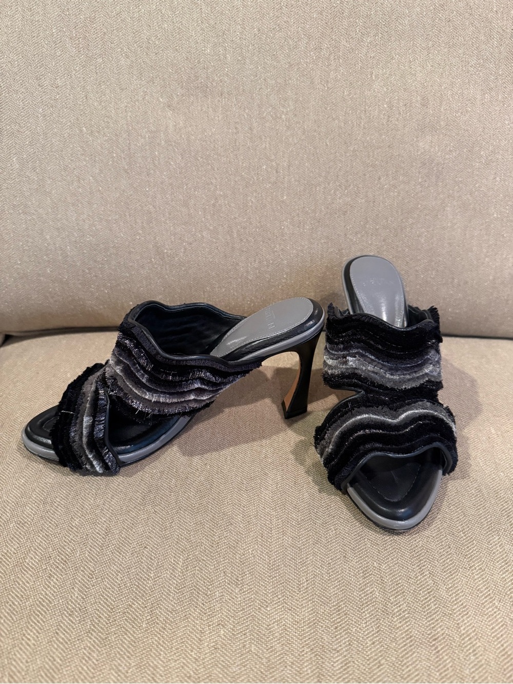 Alexandre Birman Penelope 85 Wave-Texture Fringe Mules, Size 36